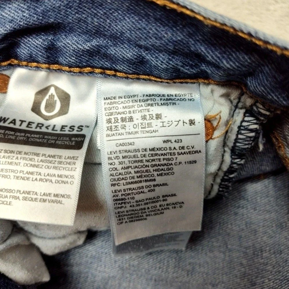 Levis 501 Jeans Mens 30x32 Blue Straight Classic Medium Wash Denim 5-Pocket